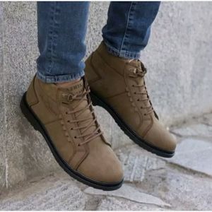 فروش اینترنتی نیم بوت مردانه مدل شیک گام رنگ کرم
