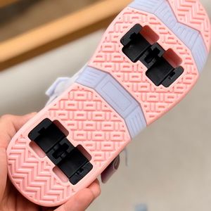 خرید اینترنتی قیمت کتونی بچگانه اسکیتی طرح سگک از A+B کد 5070411