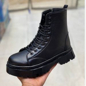 خرید اینترنتی بوت مردانه برشکا بغل زیپ رنگ مشکی
