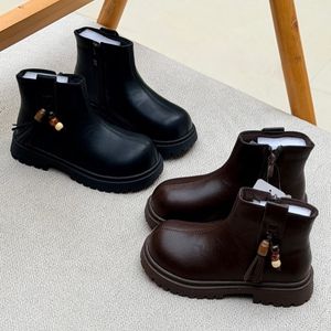 بوت بچگانه چرمی طرح min منگوله از murche کد 5070601