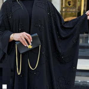عبای سنگدوزی شده پروانک