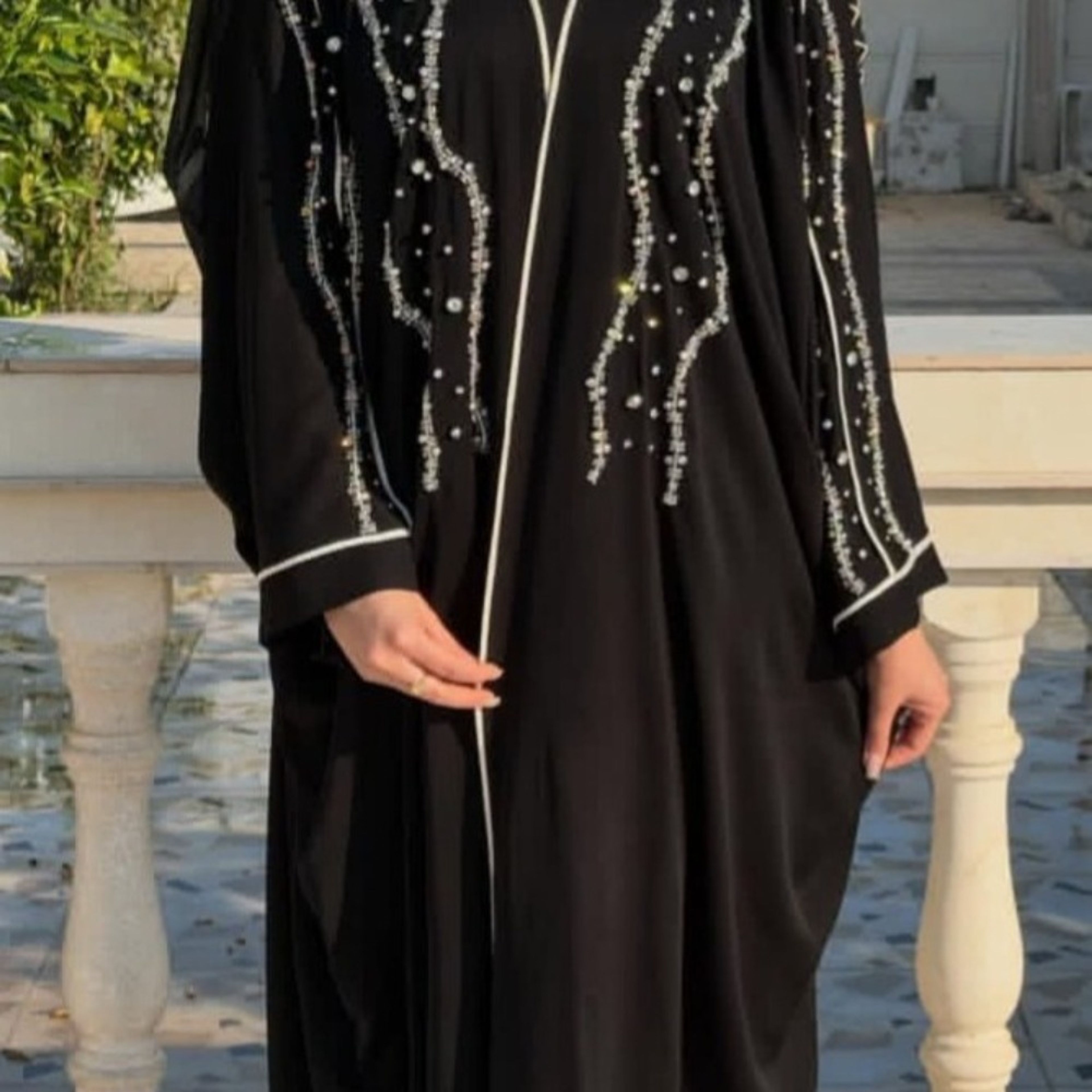 فروش اینترنتی عبای سنگدوزی شده سنا