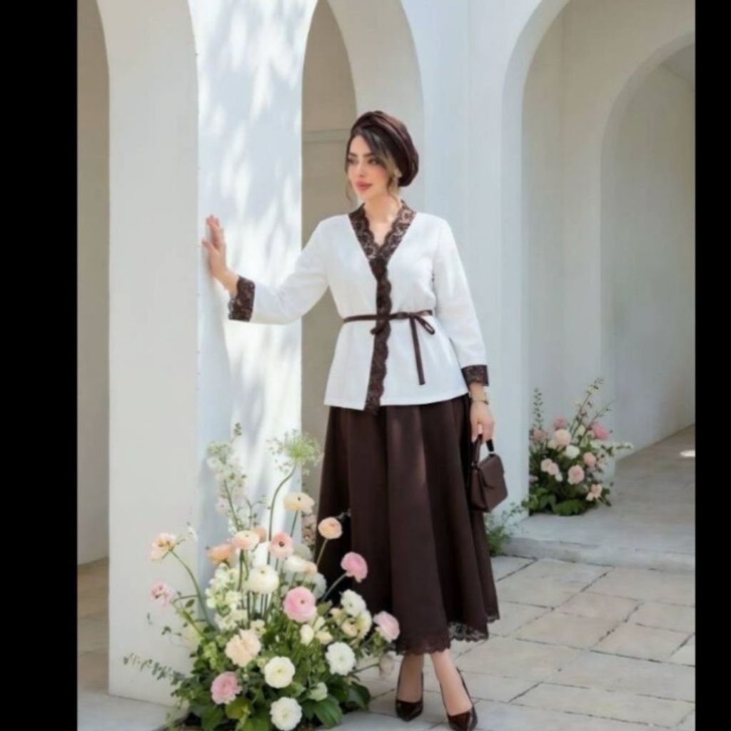 فروش اینترنتی ست کت دامن مجلسی مادام☘☘