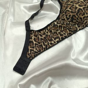 سوتین کاپدار پلنگی زنانه stygr