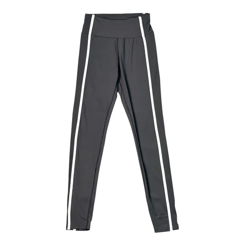 خرید اینترنتی قیمت ست نیم تنه و لگ وزرشی زنانه کد 2024076