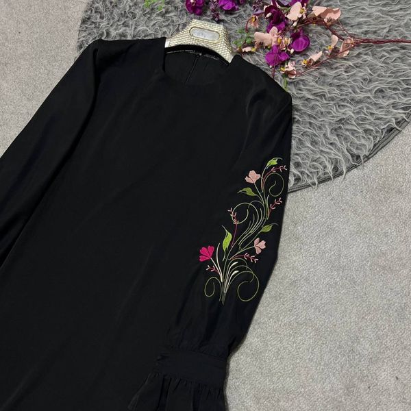 عبا زنانه طرح فرشته