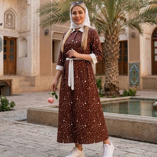 پیراهن یقه سفید