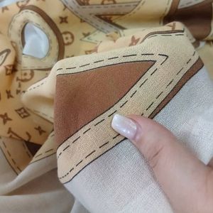قیمت ارزان روسری نخی متریال وارداتی