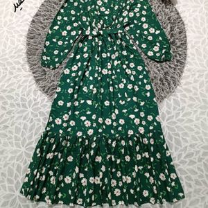 خرید آنلاین پیراهن چین دار گلی