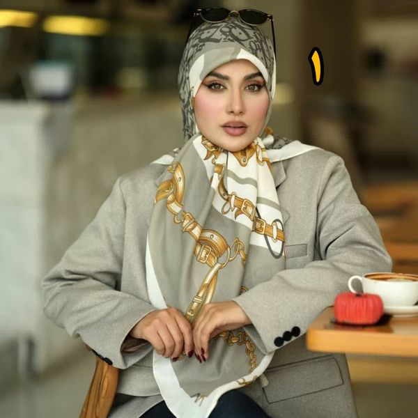 روسری نخی سیا اسکارف