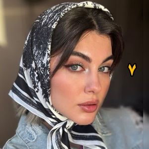 مشخصات مینی اسکارف ابریشم توییل وارداتی