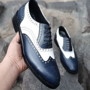 فروش اینترنتی کفش مردانه مجلسی چرم طبیعی دستدوز مدل نیلسون سرمه ای سفید