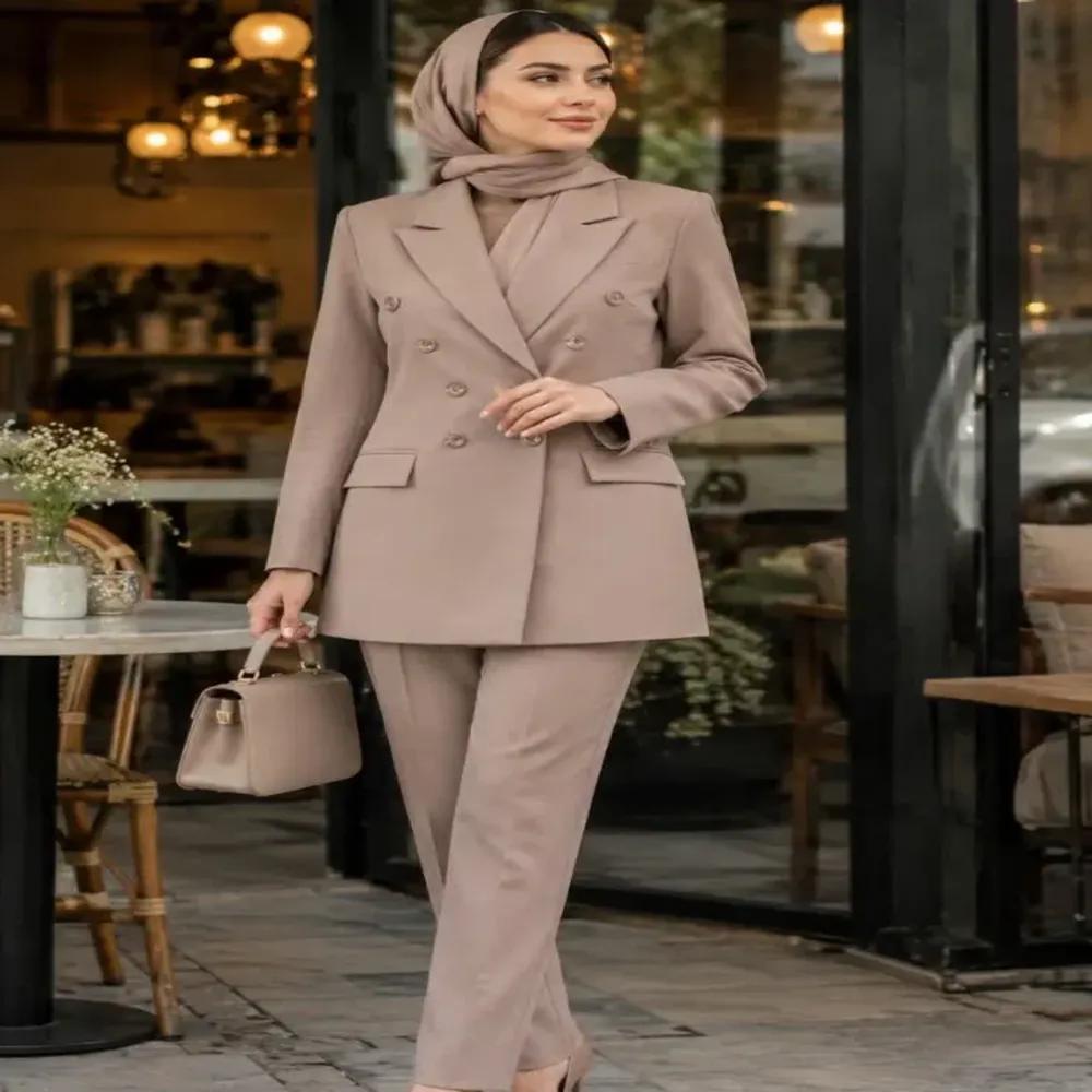 خرید اینترنتی قیمت کت و شلوار مدل یقه انگلیسی