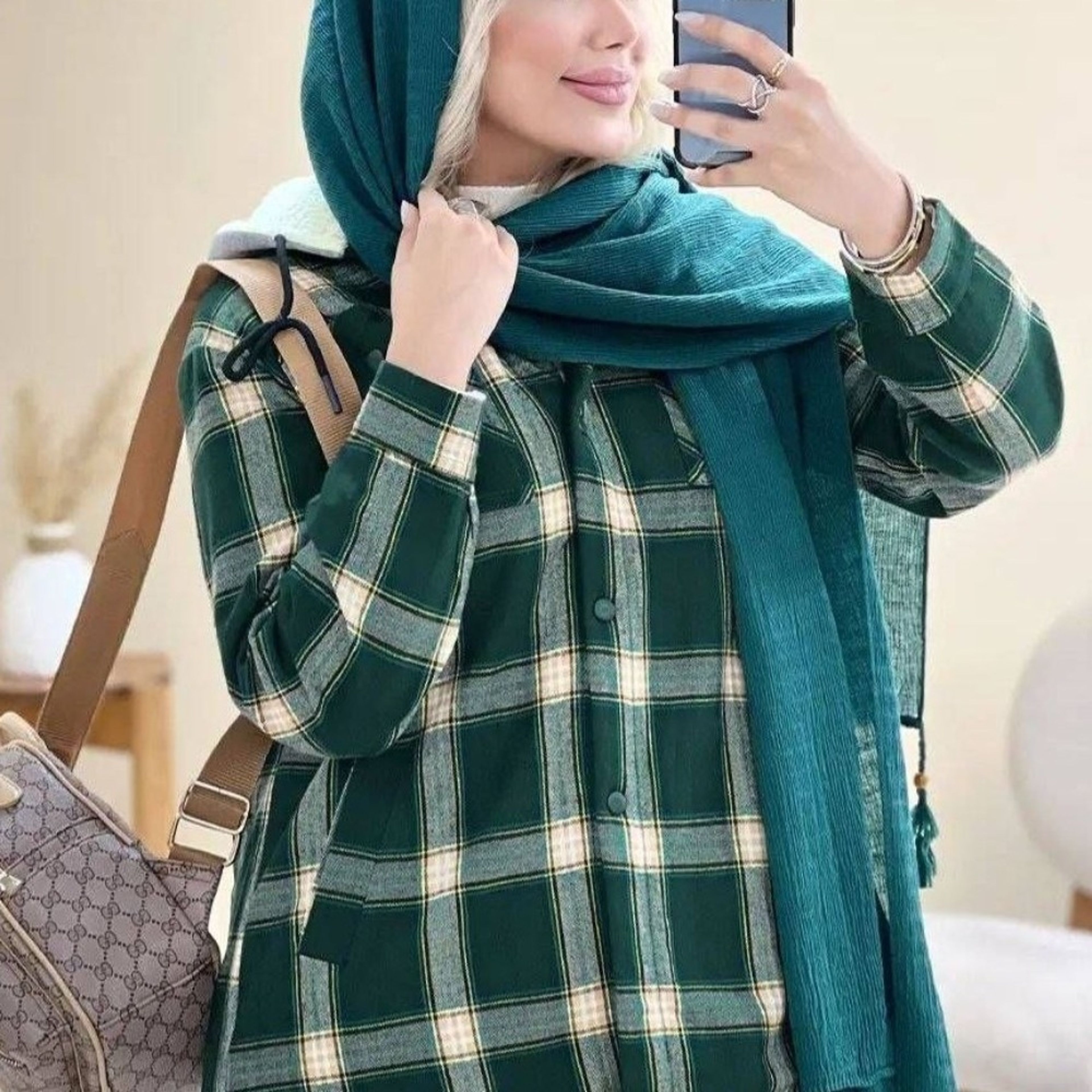 فروش اینترنتی شکت گلاویز پشمی