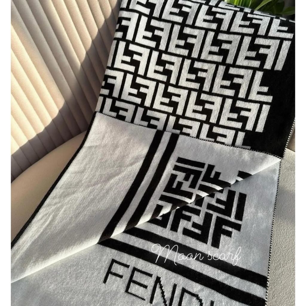 خرید اینترنتی قیمت شال رودوشی بافت زنانه مستر کوالتی طرح فندی FENDI