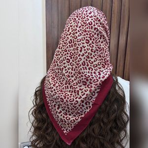 خرید آنلاین مینی اسکارف چری