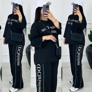 ست ورزشی زنانه و دخترانه طرح بارین