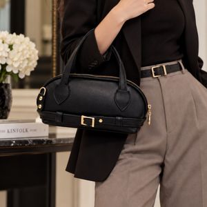 کیف دستی و دوشی زنانه مدل آدلیا