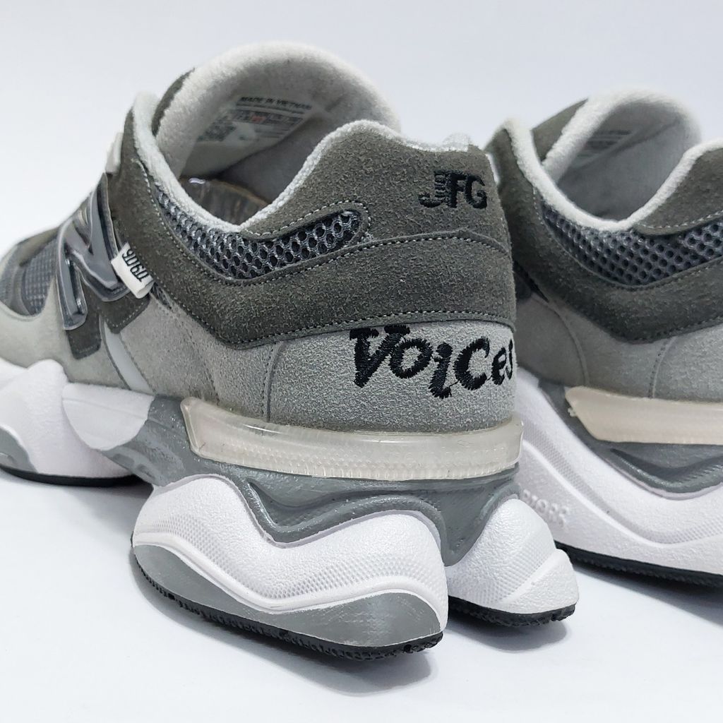 خرید آنلاین کتانی پرطرفدار و همیشه ترند نیوبالانس 9060 New balance طوسی سیر