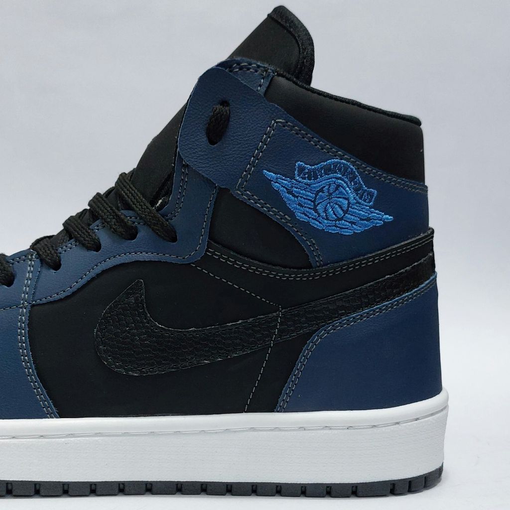 قیمت کتانی ساقدار نایک جردن وان جدید بلک فیش Nike Jordan one Black Fish