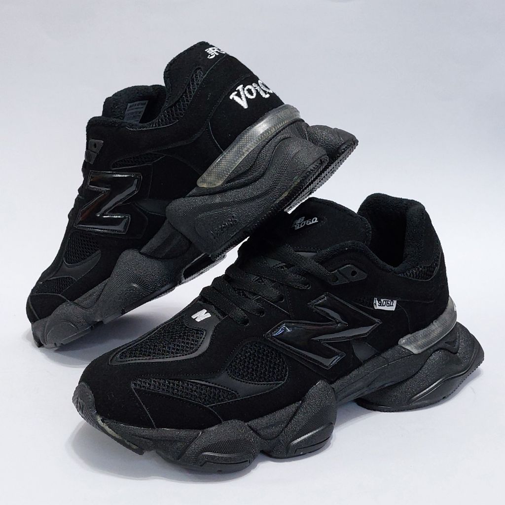 قیمت ارزان کتانی پرطرفدار و همیشه ترند نیوبالانس 9060 New balance مشکی تمام