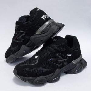 کتانی پرطرفدار و همیشه ترند نیوبالانس 9060 New balance مشکی تمام