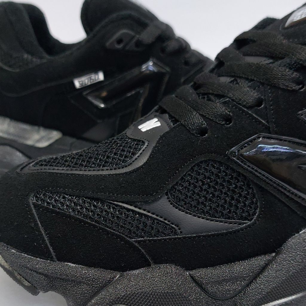 فروش اینترنتی کتانی پرطرفدار و همیشه ترند نیوبالانس 9060 New balance مشکی تمام