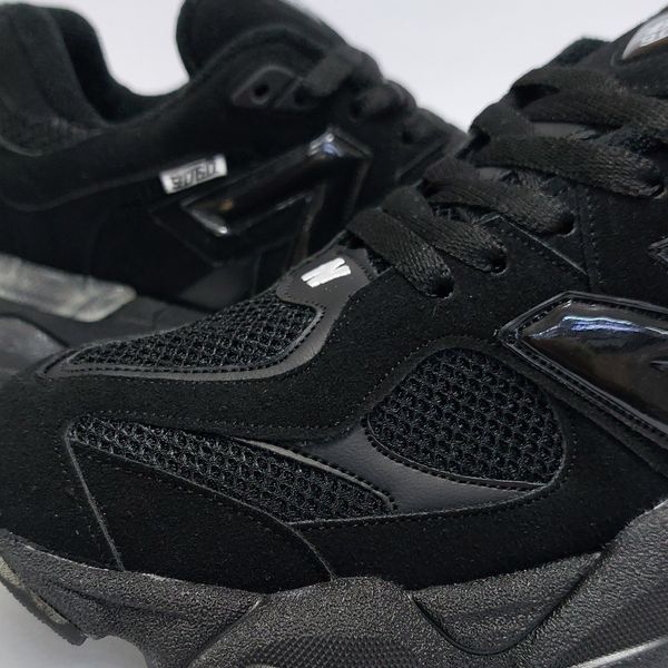 کتانی پرطرفدار و همیشه ترند نیوبالانس 9060 New balance مشکی تمام
