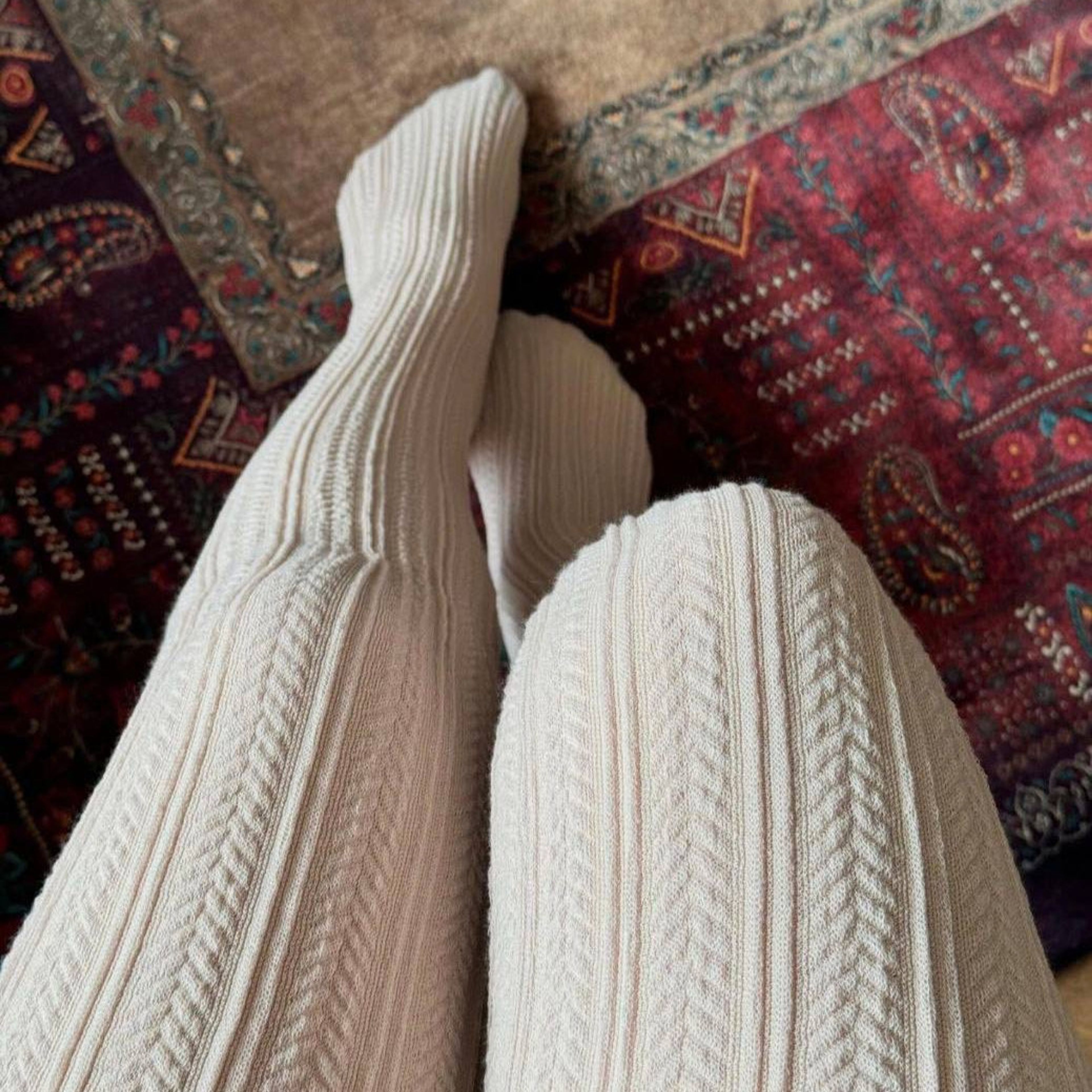 خرید آنلاین جوراب شلواری زنانه طرح گندمی