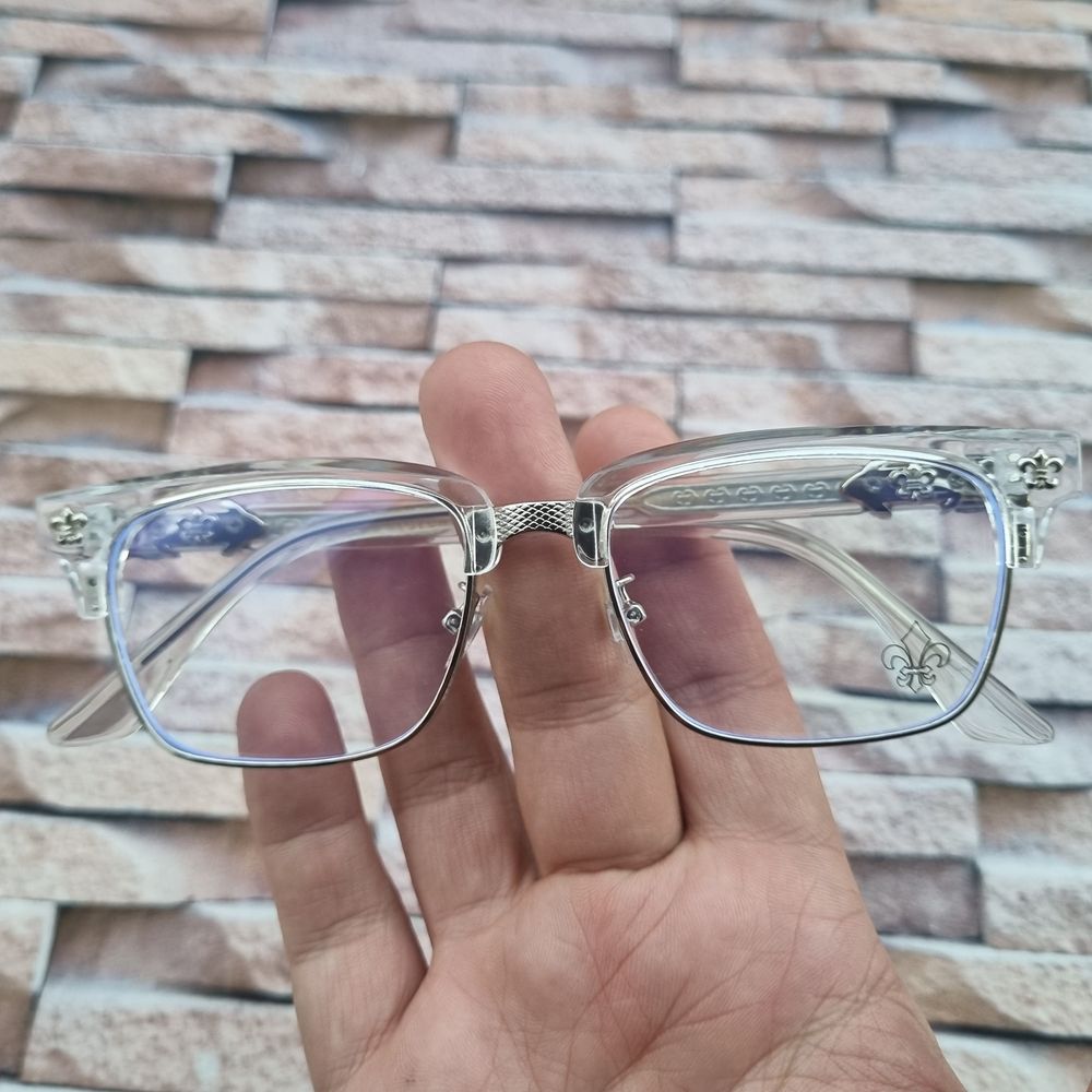 مشخصات فریم عینک طبی کرم هارتز مدل کلاب مستر