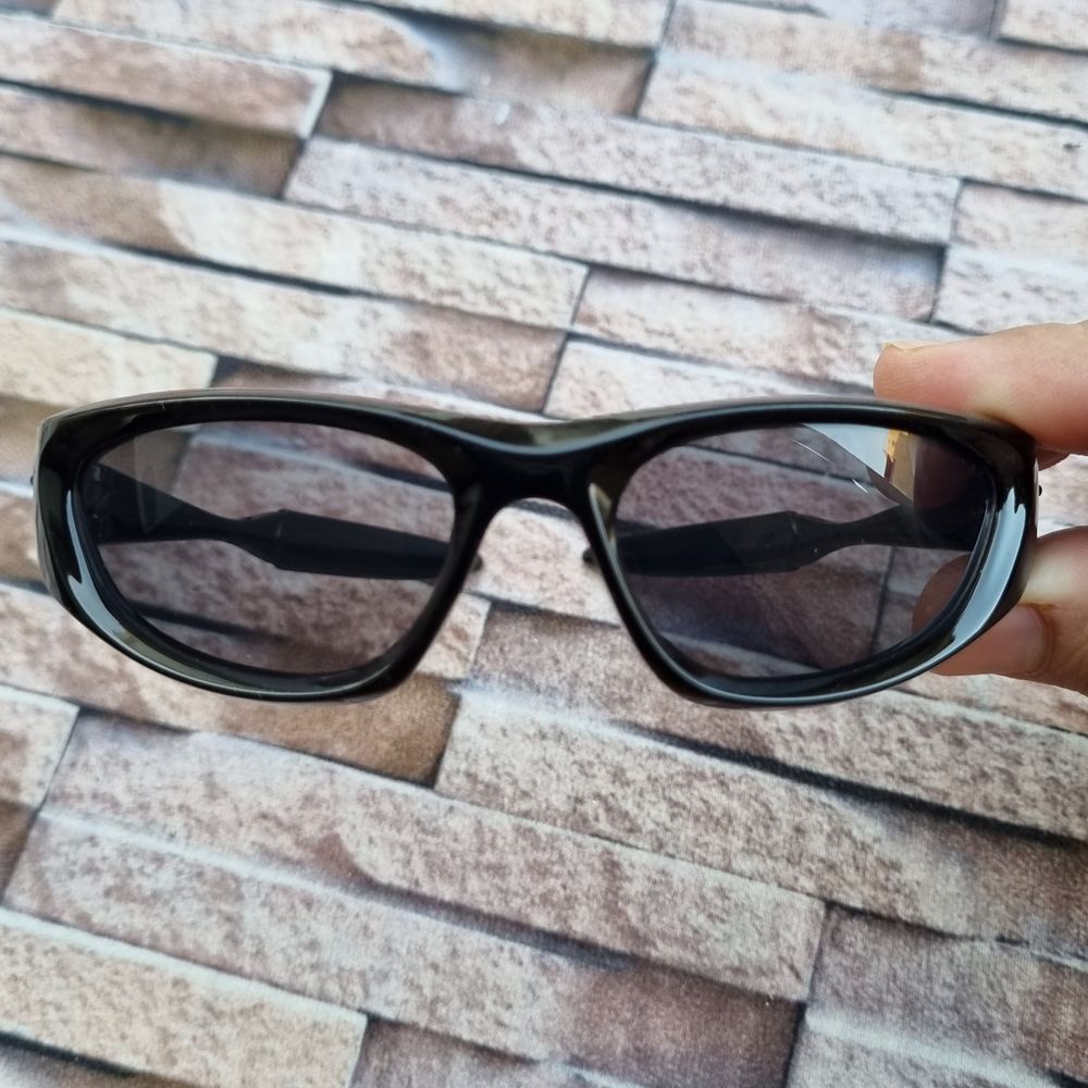 خرید انلاین عینک آفتابی بچه گانه مدل بیضی مشکی مشکی