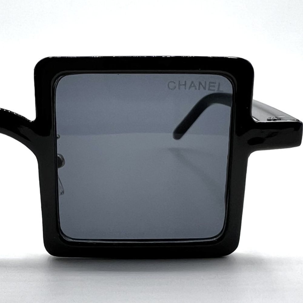 خرید اینترنتی عینک آفتابی دخترانه مدلمربع رنگ مشکی