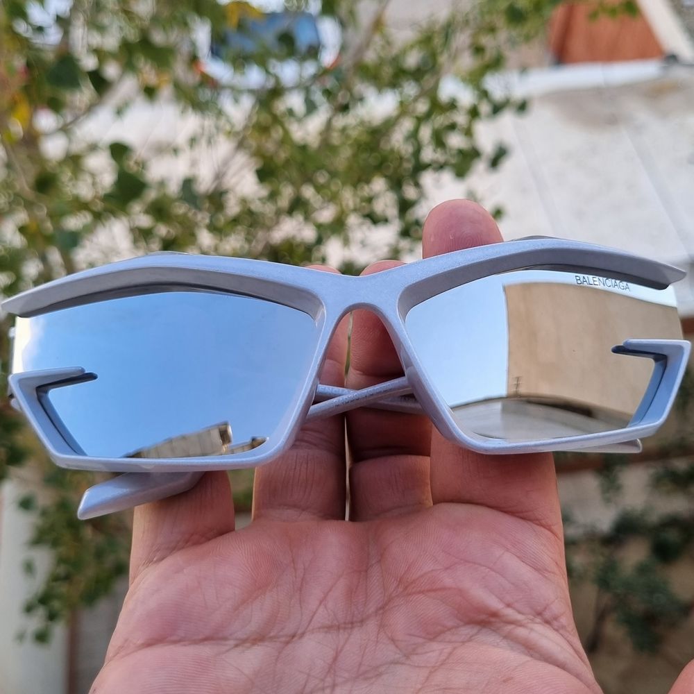 فروش اینترنتی عینک آفتابی اسپرت رنگ نقر ه ای