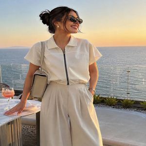 وست زنانه قیطونی قابل تنظیم