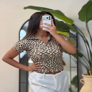 پولوشرت زنانه پلنگی روشن