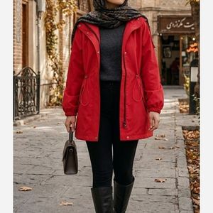 خرید اینترنتی بارانی آستردار سانتانا مدل گالیا