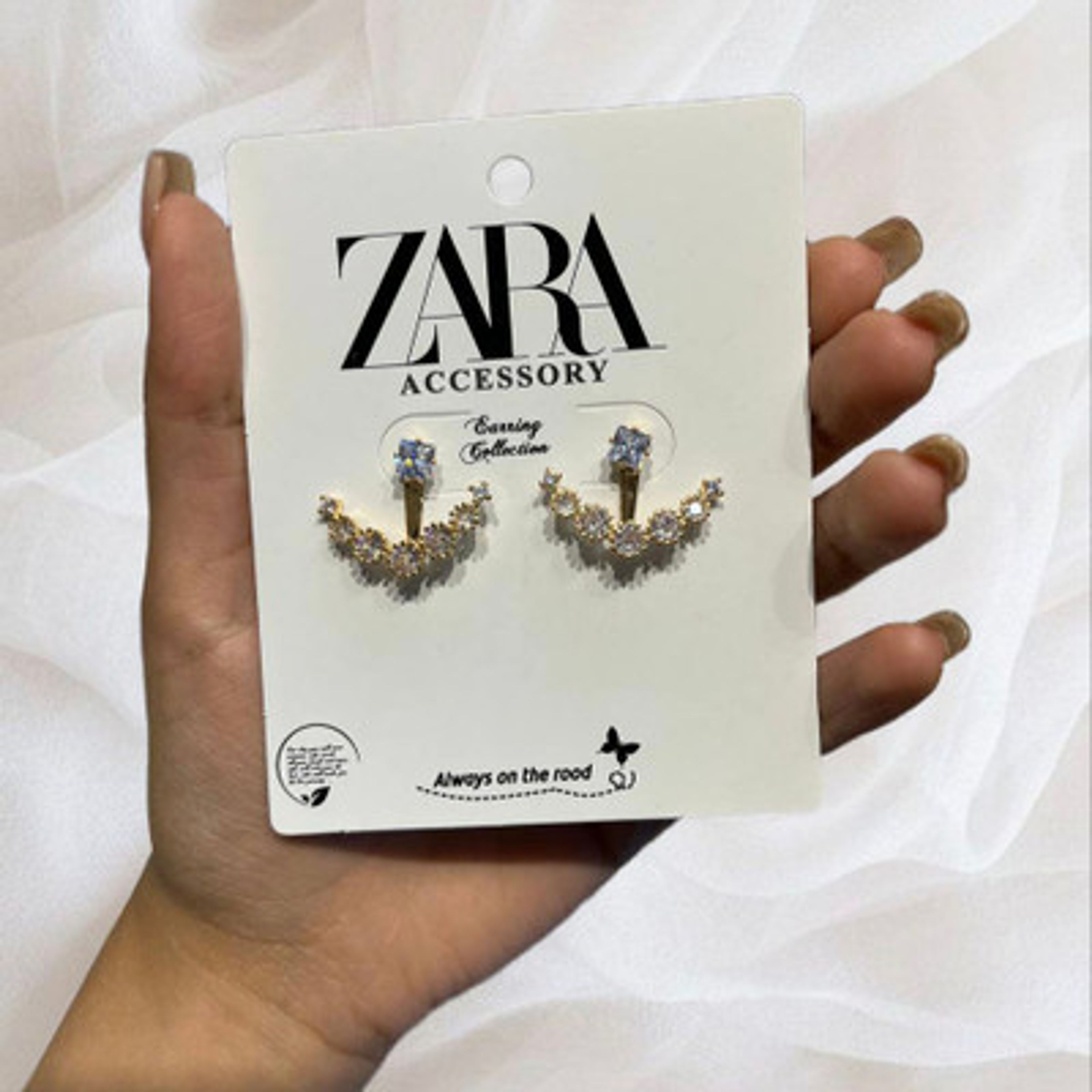 قیمت ارزان گوشواره ی مینیمال زارا zara