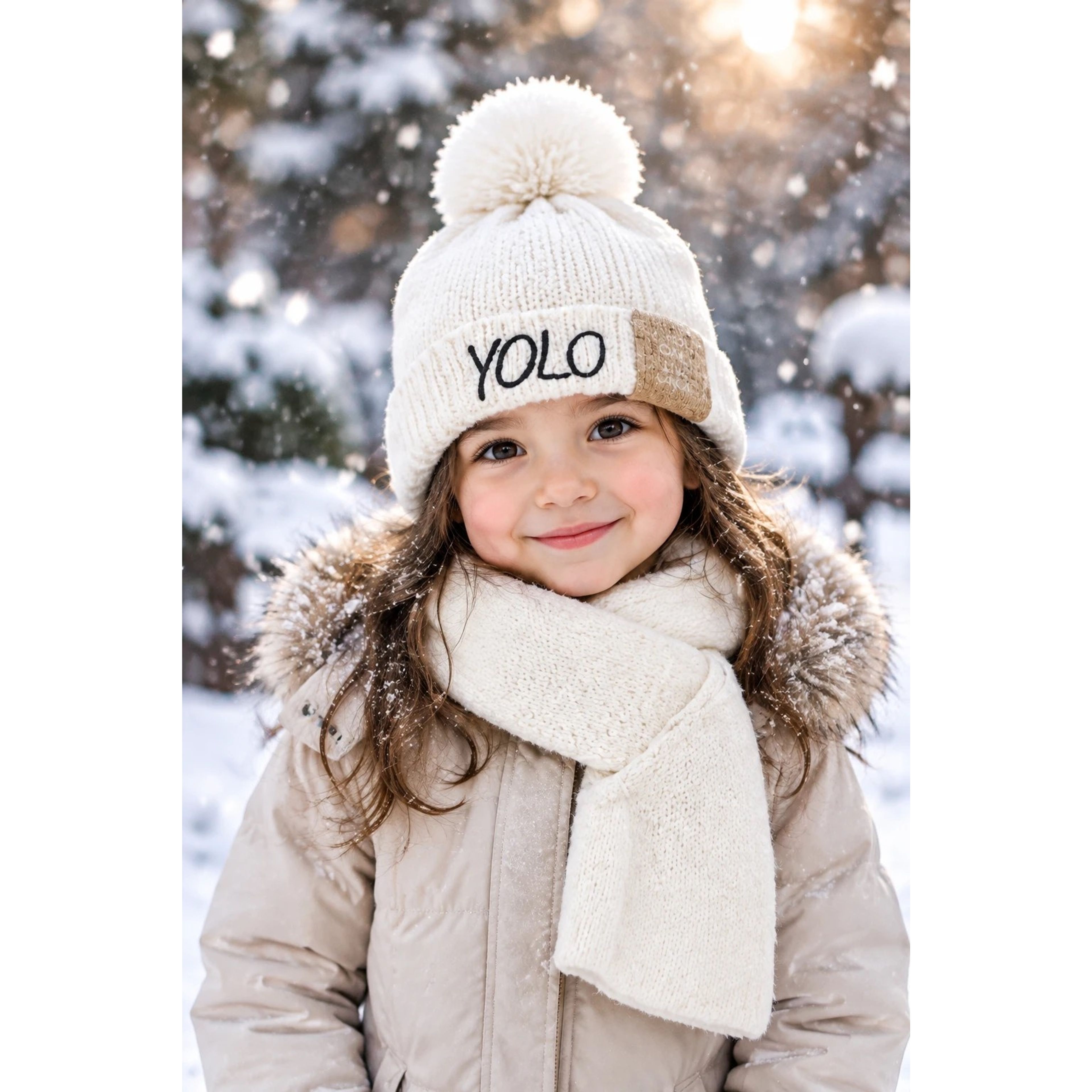 خرید اینترنتی ست کلاه و شال گردن بافت بچگانه مدل YOLO رنگ کرمی شیری داخل مخمل