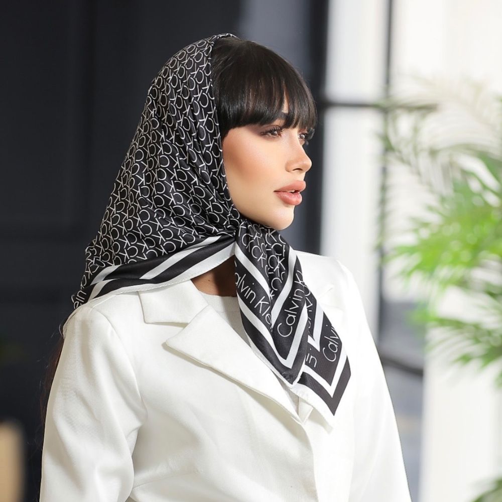 خرید اینترنتی مینی اسکارف مشکی حریرنخ