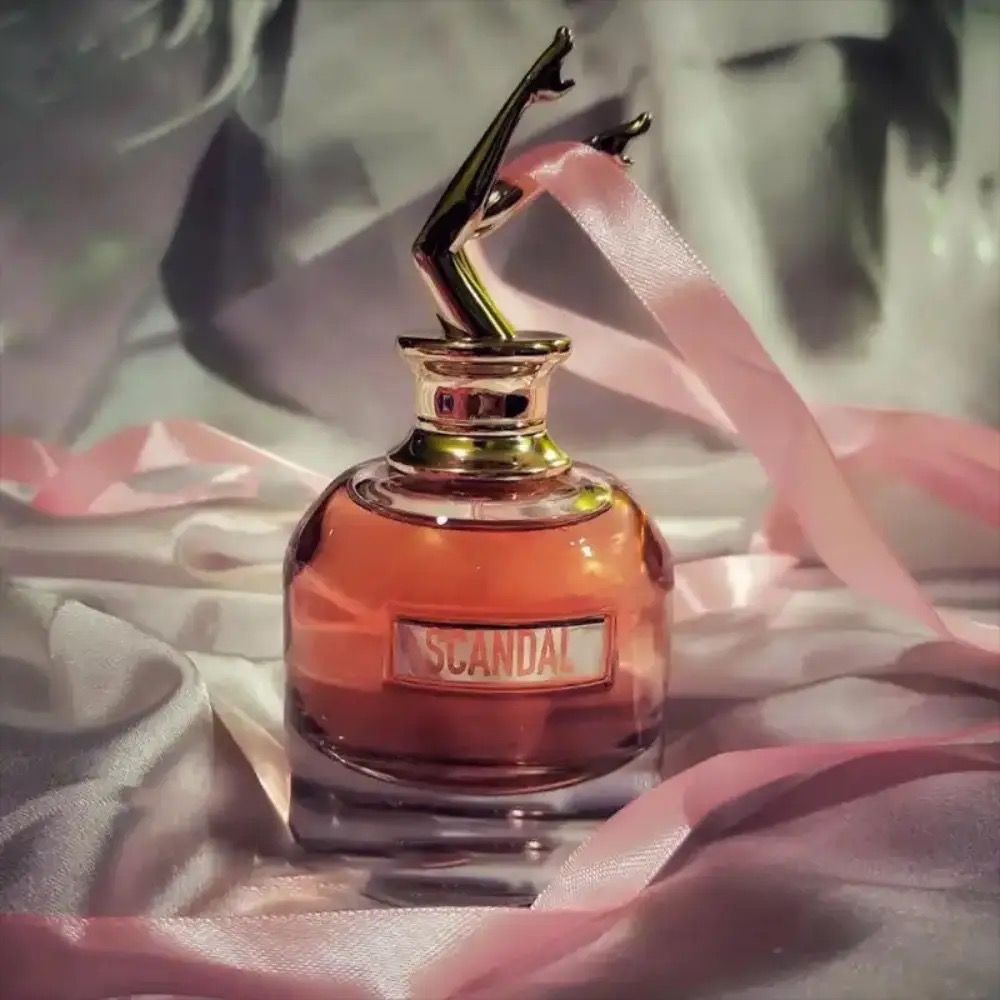 مشخصات عطر ادکلن زنانه ژان پل گوتیه اسکندل فراگرنس ورد
