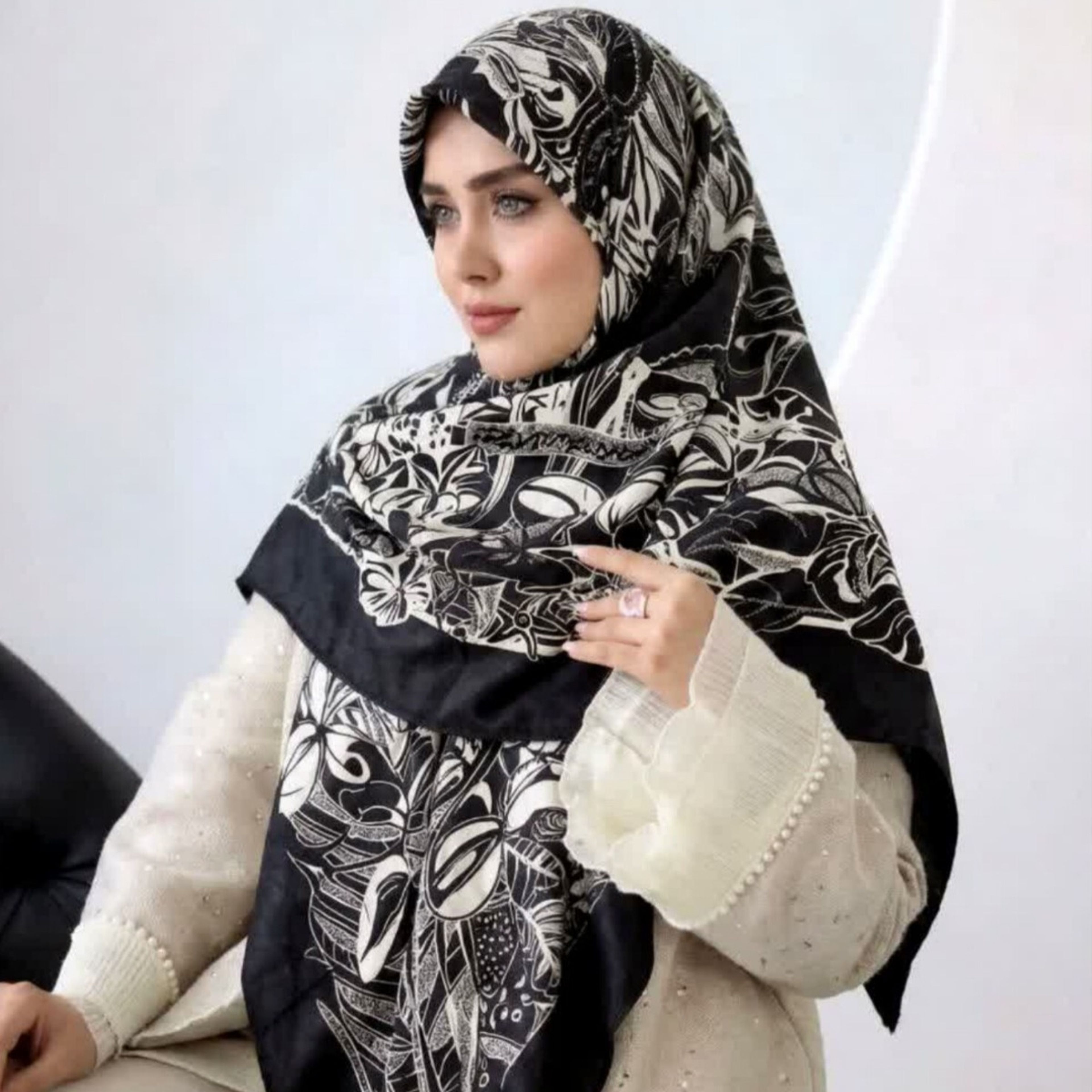 خرید انلاین روسری ابریشم های کوالایتی وارداتی