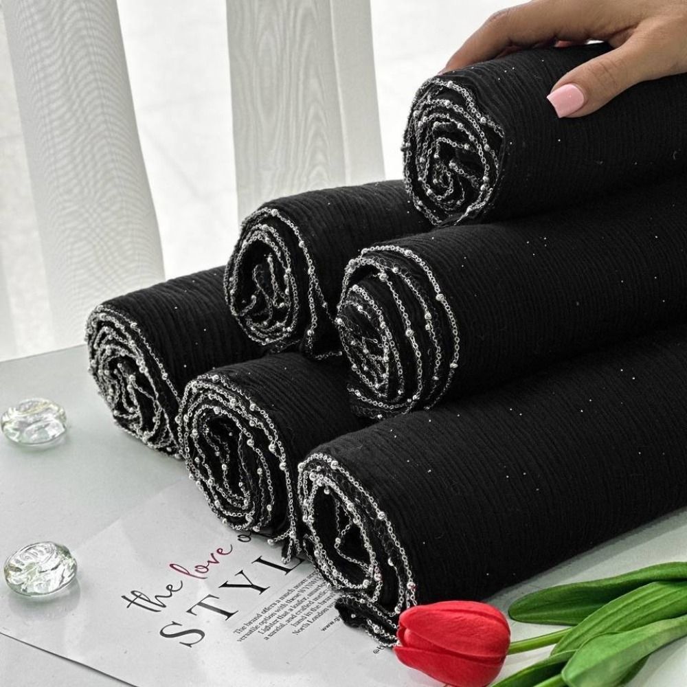 خرید انلاین شال برشکا شاین دار دور زنجیری مشکی