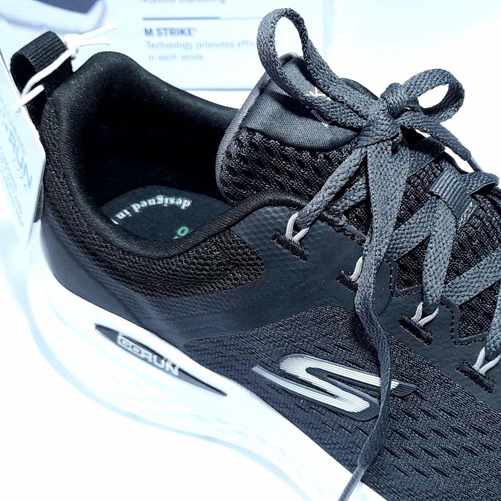 مشخصات کفش رانینگ اسکچرز مدل Go Run Lite