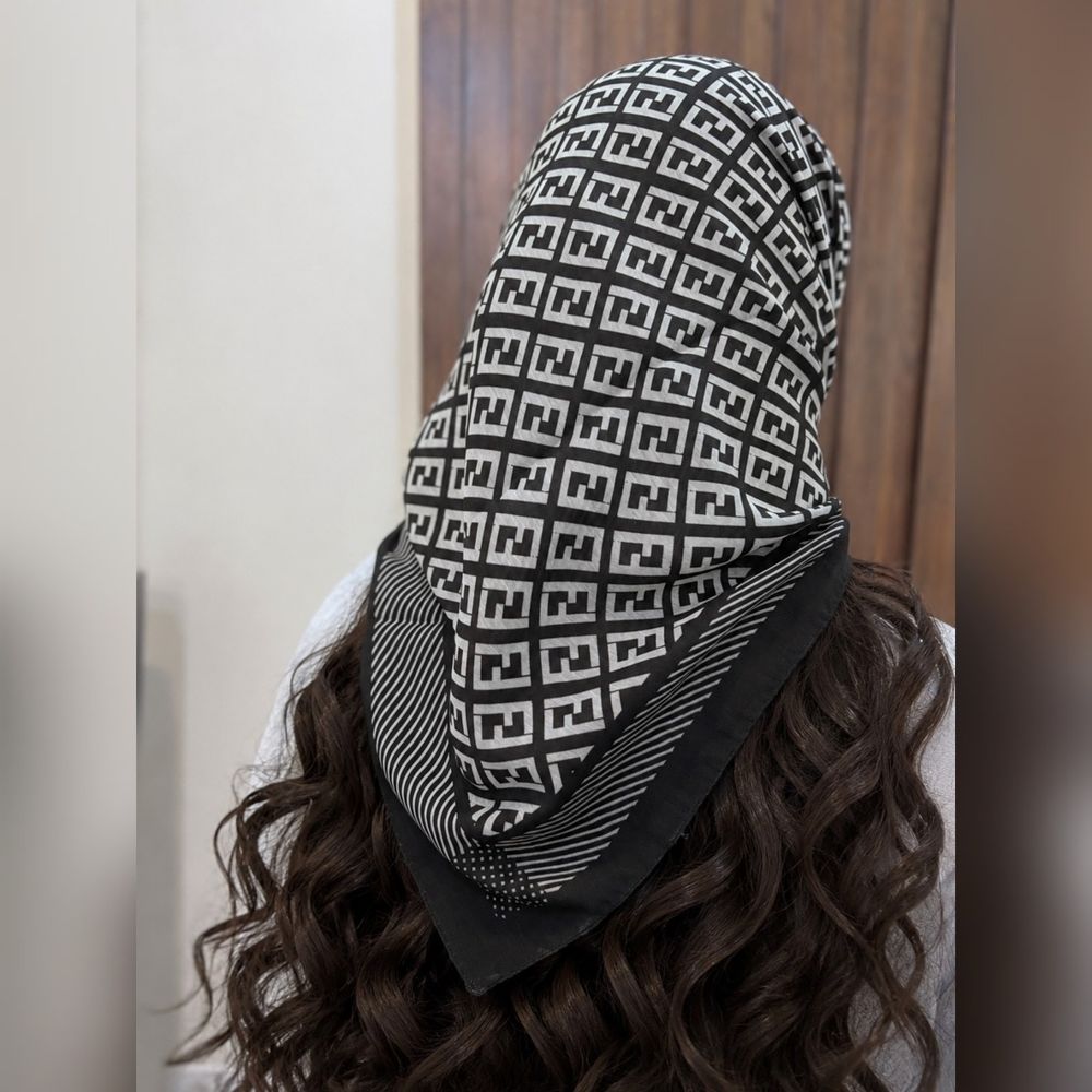 مشخصات روسری مینی موکا