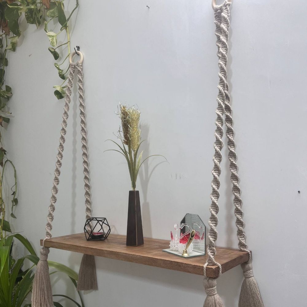 فروش اینترنتی شلف مدرن مکرومه مدل هدیه