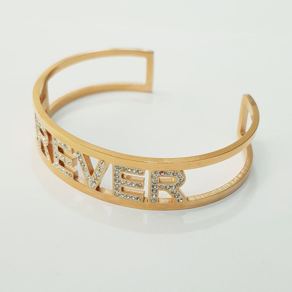 خرید انلاین دستبند بنگل استیل طلایی طرح Forever فول نگین کد 015