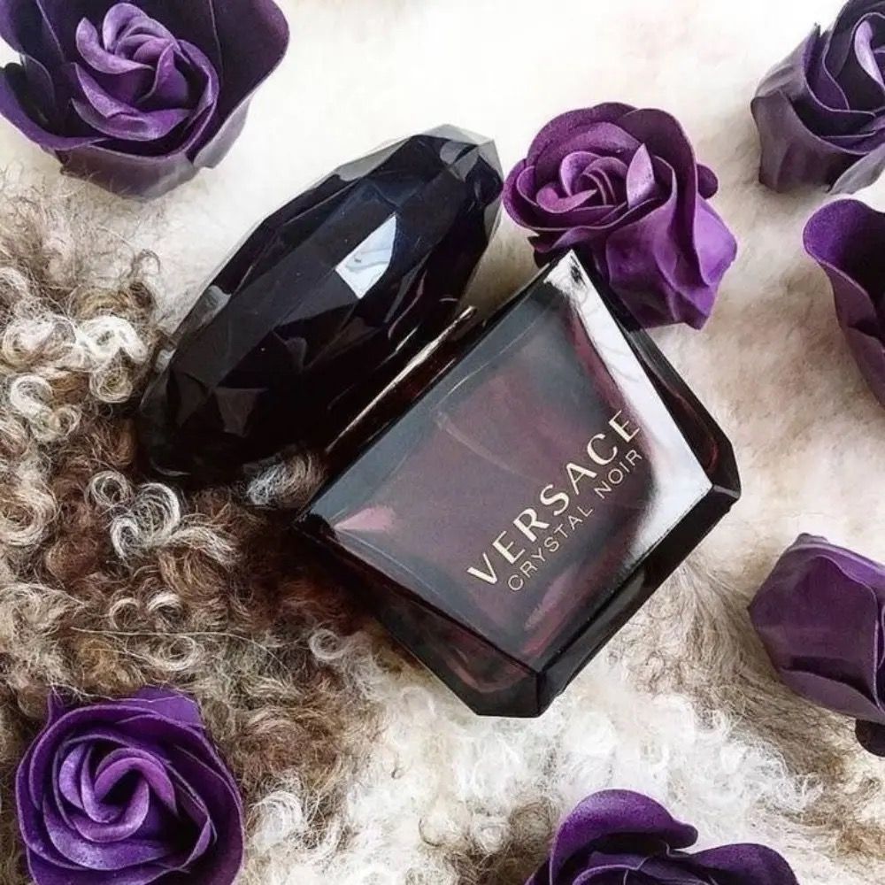 فروش اینترنتی تستر اروپایی ادکلن ورساچه کریستال نویر ادوپرفیوم ورساچه مشکی Versace Cr