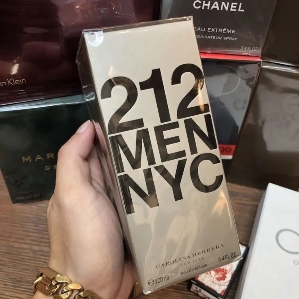 خرید اینترنتی تستر اروپایی عطر ادکلن 212 مردانه | Carolina Herrera 212 Men