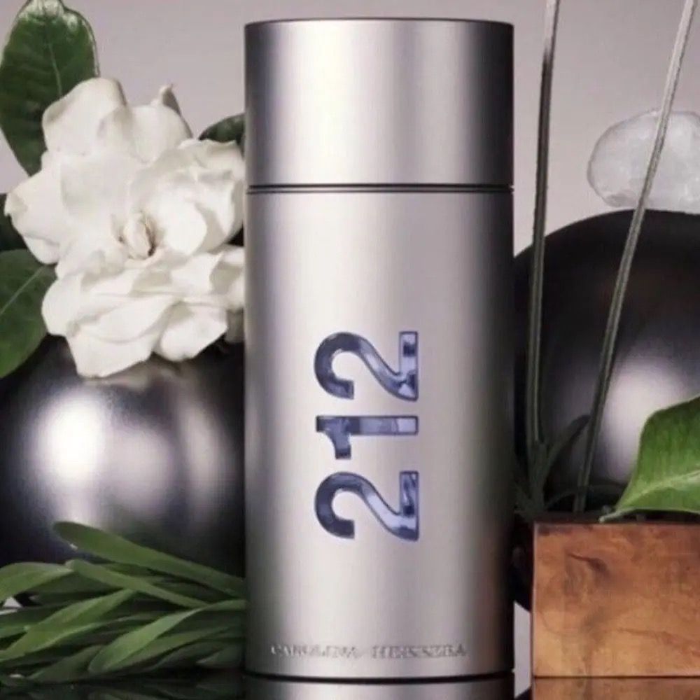 خرید اینترنتی تستر اروپایی عطر ادکلن 212 مردانه | Carolina Herrera 212 Men