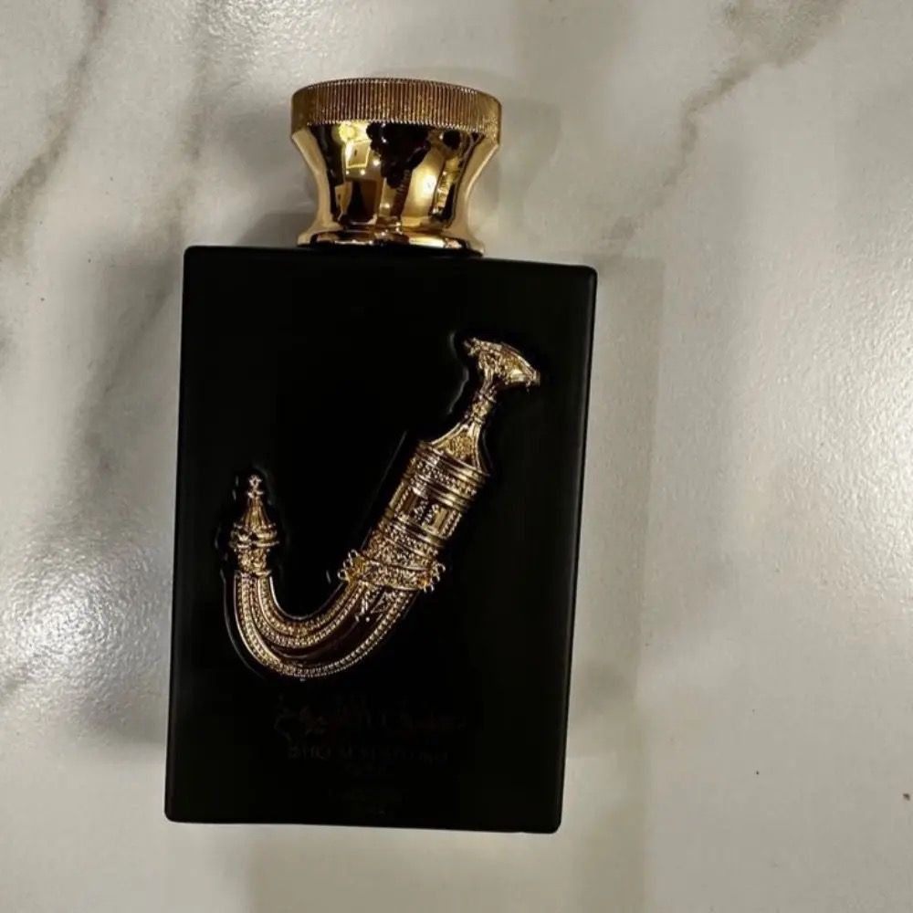 خرید آنلاین Lattafa Perfumes Ishq Al Shuyukh Gold لطافه عشق ال شیوخ گلد اورجینال 0